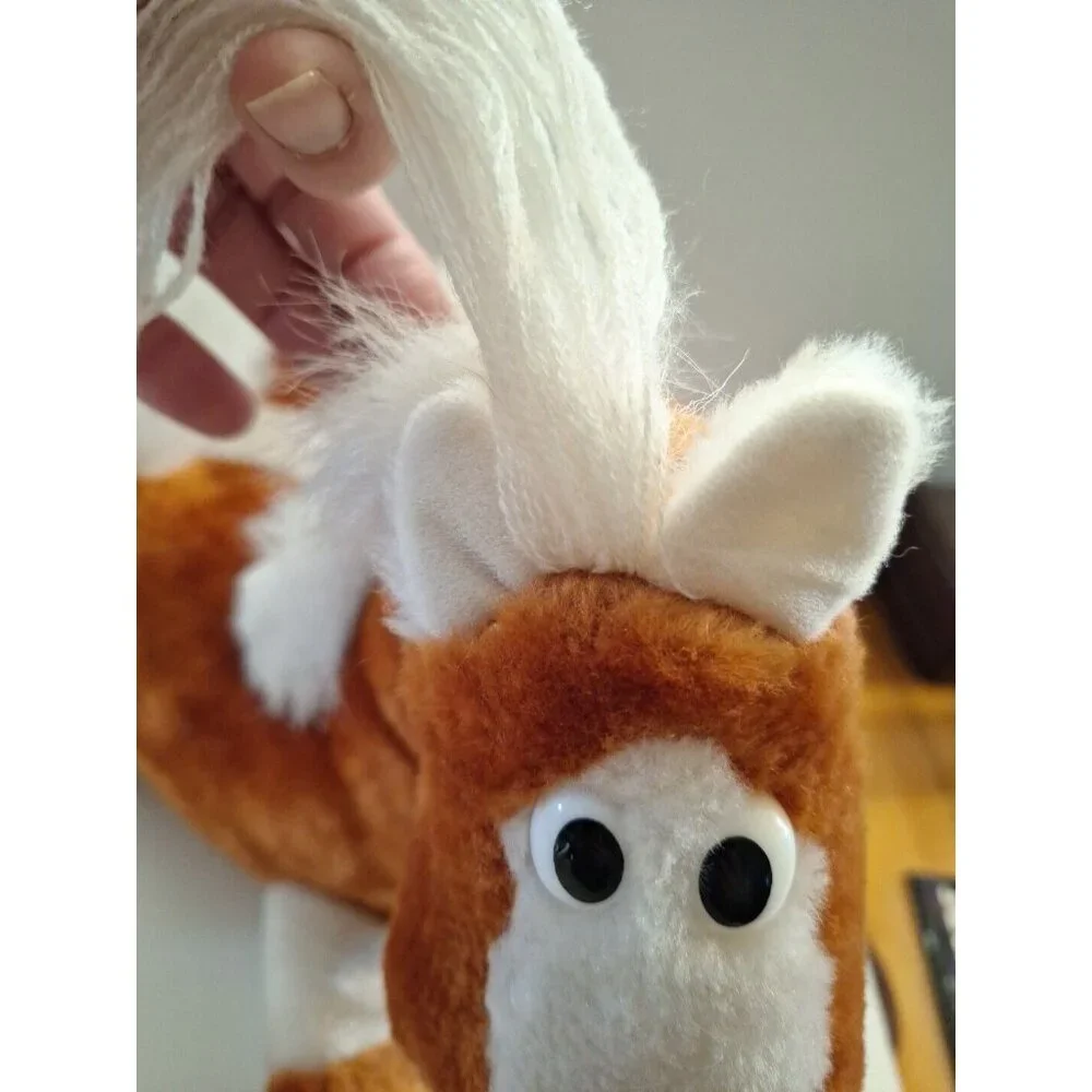 Lynn Weisberg 1985 Brown White Plush Horse Pony Bow Enesco - Picture 7 of 16